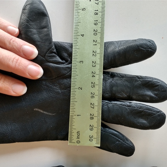 Leather gloves with cashmere lining - Picture 6 of 7